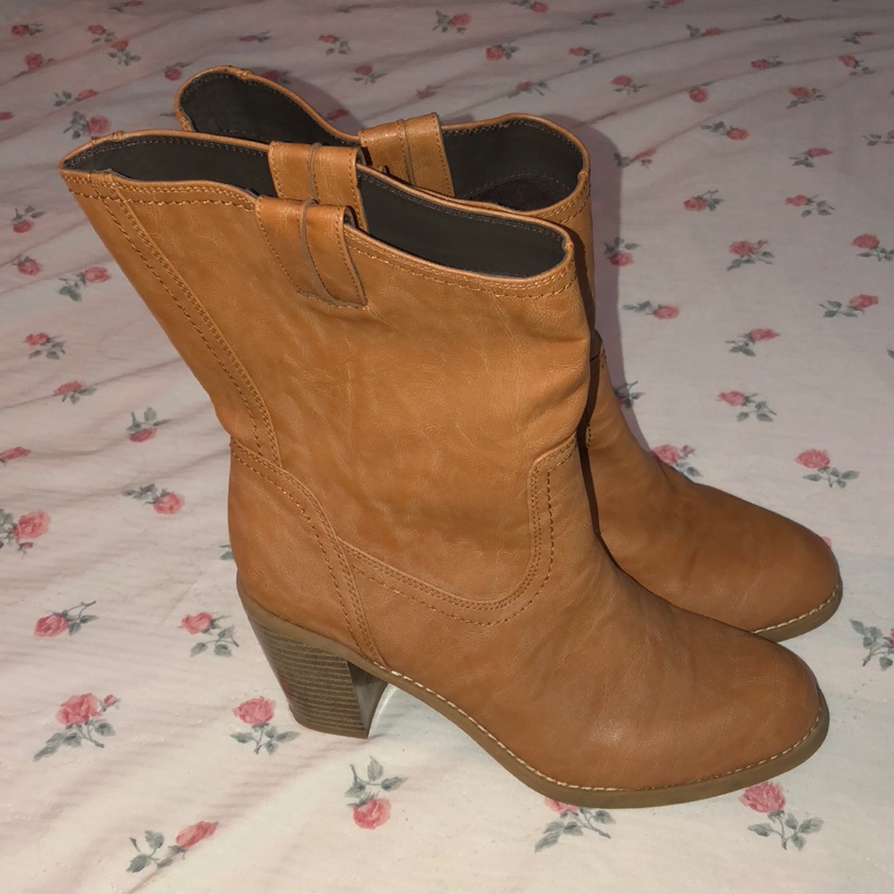 Old Navy Heeled Boots